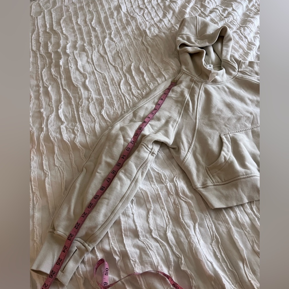 Lululemon Cropped Cream Hoodie Sweater - Picture 6 of 7